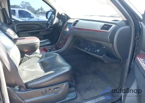 2010 Cadillac Escalade Esv Premium из США, поврежденный, VIN 1GYUCJEF0AR151035